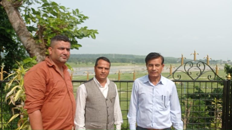 Director-of-Regional-Education-visit-4-Kakarvitta Multiple Campus